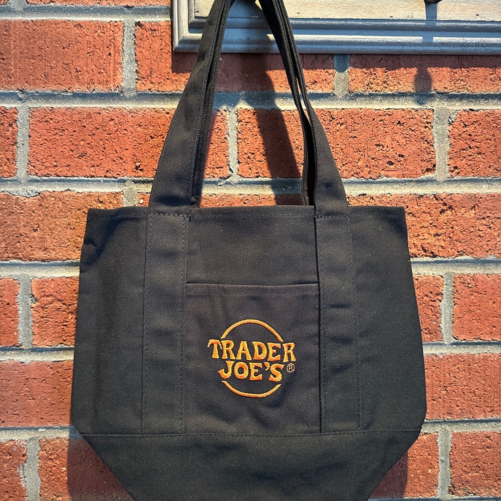 FREE SHIPPING 🖤 Limited Trader Joe's Mini Halloween Black Canvas Tote Bag